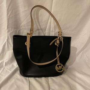 Michael Kors tote.